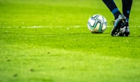皇马2-1巴萨 西甲国家德比 足球直播比分